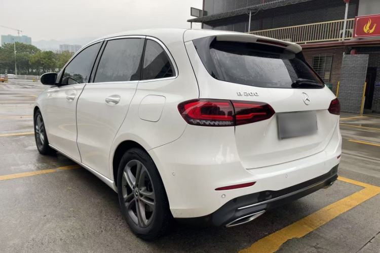 Used Mercedes-Benz B-Class 2021 B 200 Sport Edition Exterior 9