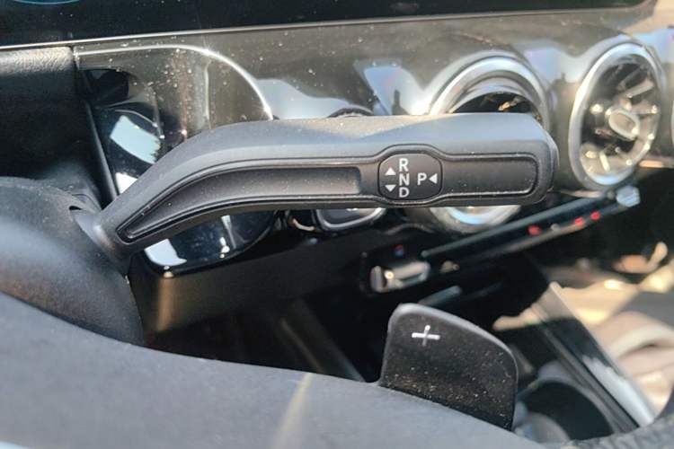 Used Mercedes-Benz B-Class 2021 B 180 Fashion Model Gear Lever