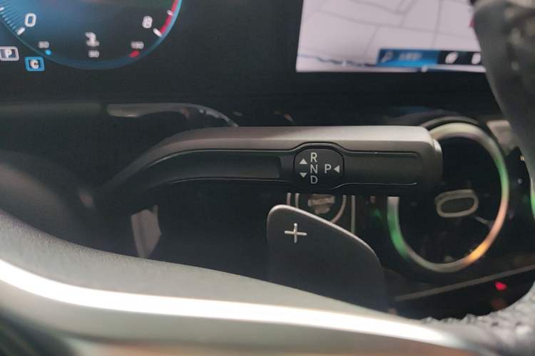 Used Mercedes-Benz B-Class 2021 B 180 Fashion Model Gear Lever
