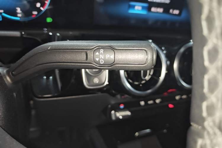 Used Mercedes-Benz B-Class 2021 B 180 Fashion Model Gear Lever
