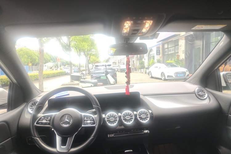 Used Mercedes-Benz B-Class 2021 B 200 Fashion Model Headliner