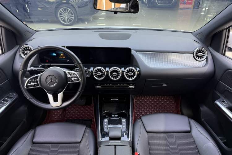 Used Mercedes-Benz B-Class 2021 B 200 Sport Edition Interior 1