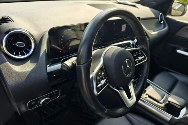 Used Mercedes-Benz B-Class 2021 B 200 Fashion Model Interior 1