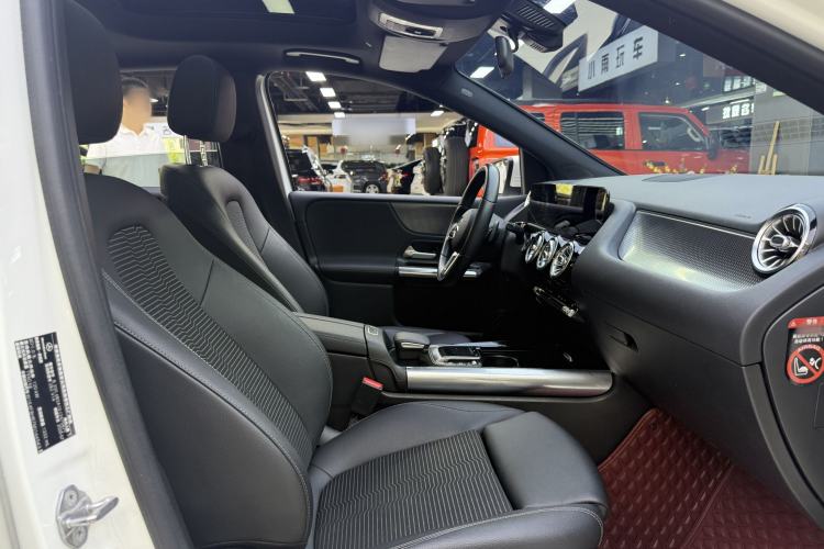 Used Mercedes-Benz B-Class 2021 B 200 Sport Edition Interior 10