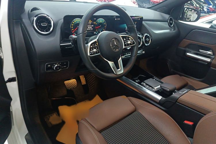 Used Mercedes-Benz B-Class 2021 B 200 Sport Edition Interior 2