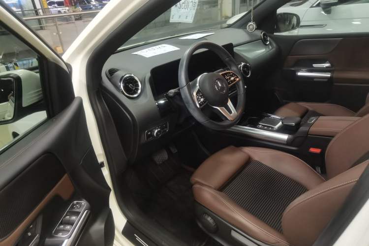 Used Mercedes-Benz B-Class 2021 B 180 Fashion Model Interior 2
