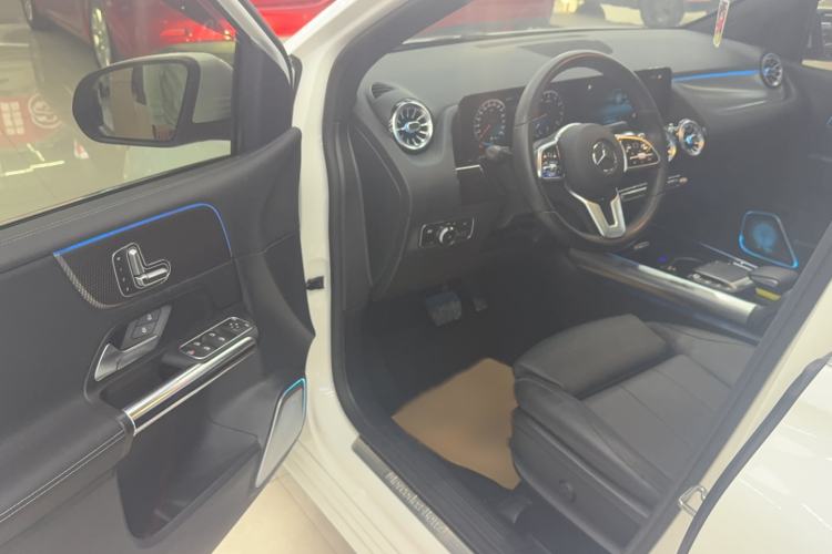 Used Mercedes-Benz B-Class 2021 B 200 Fashion Model Interior 2