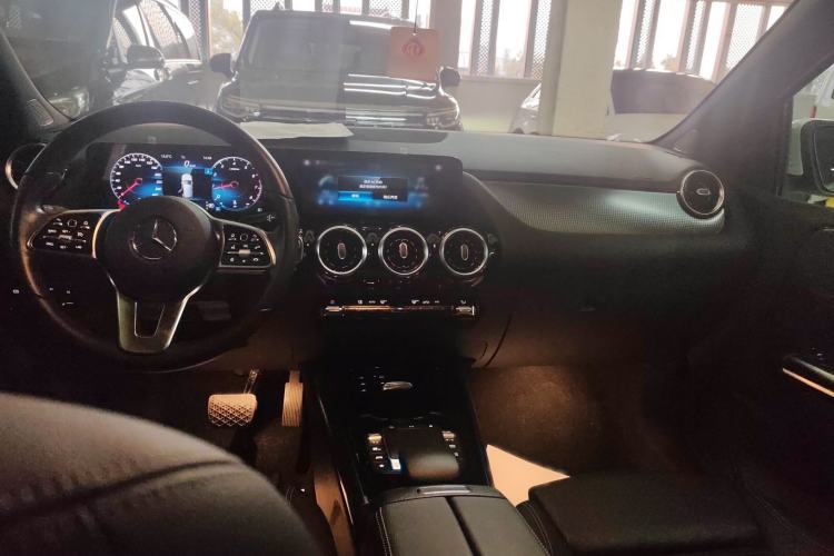 Used Mercedes-Benz B-Class 2021 B 200 Sport Edition Interior 3
