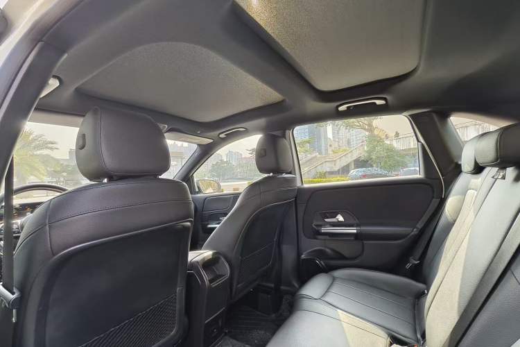 Used Mercedes-Benz B-Class 2021 B 200 Fashion Model Interior 4