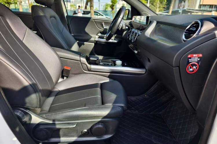 Used Mercedes-Benz B-Class 2021 B 200 Fashion Model Interior 5
