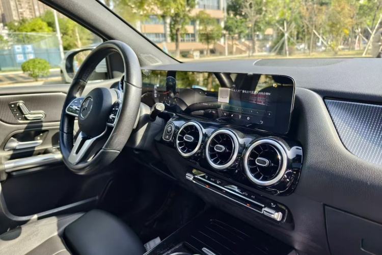 Used Mercedes-Benz B-Class 2021 B 200 Fashion Model Interior 6