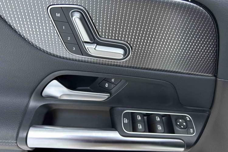 Used Mercedes-Benz B-Class 2021 B 200 Fashion Model Interior 7