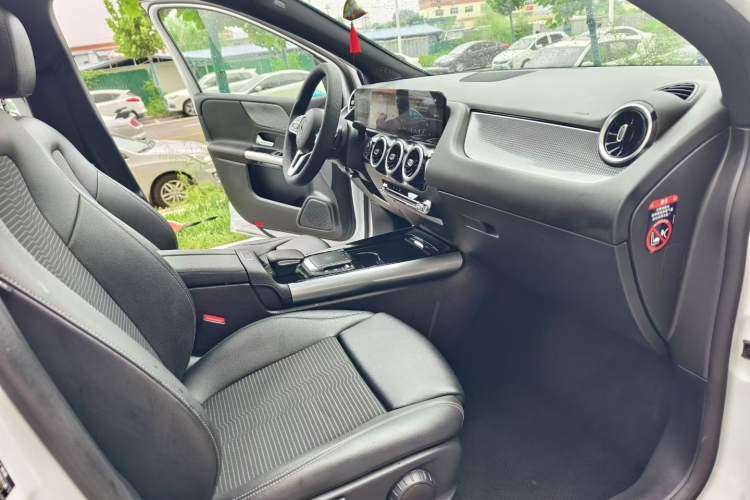 Used Mercedes-Benz B-Class 2021 B 200 Sport Edition Interior 9