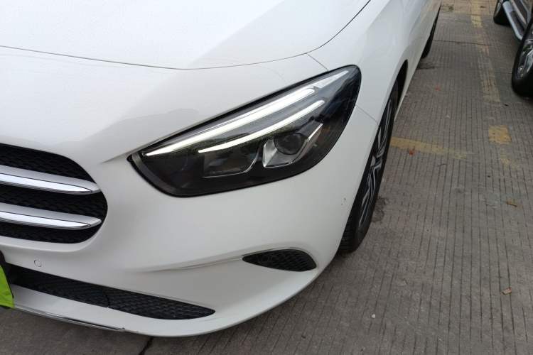 Used Mercedes-Benz B-Class 2021 B 200 Sport Edition Left Front Headlight