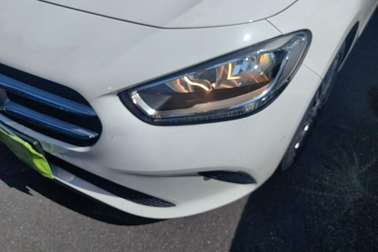 Used Mercedes-Benz B-Class 2021 B 180 Fashion Model Left Front Headlight
