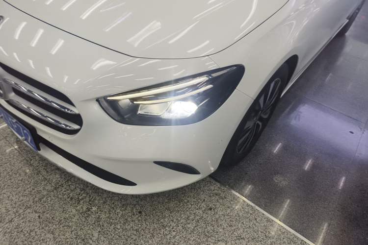 Used Mercedes-Benz B-Class 2021 B 200 Sport Edition Left Front Headlight