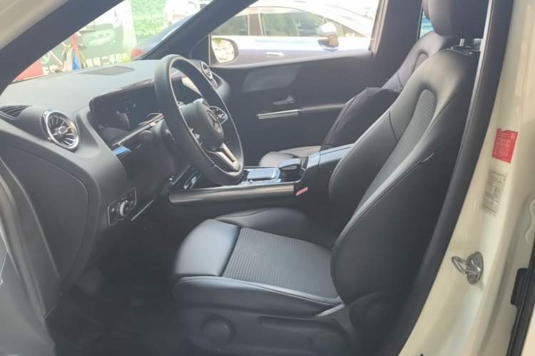 Used Mercedes-Benz B-Class 2021 B 200 Sport Edition Left Front Seat