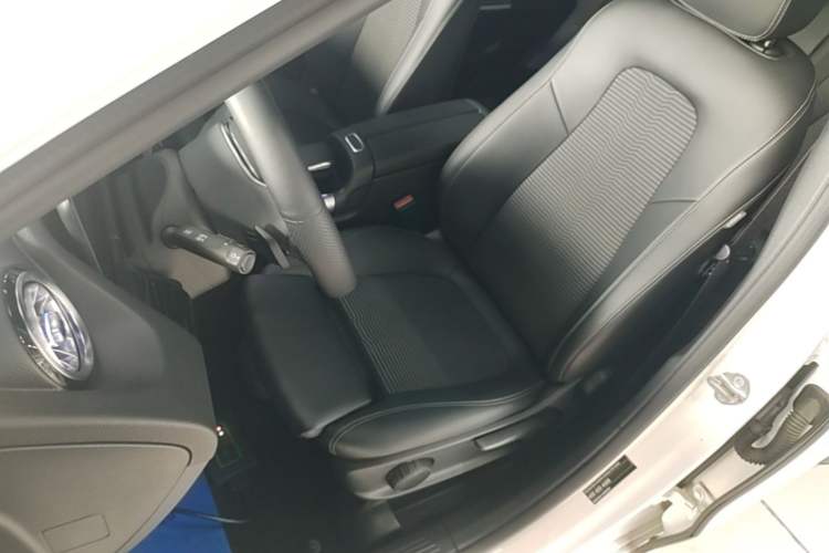 Used Mercedes-Benz B-Class 2021 B 200 Sport Edition Left Front Seat