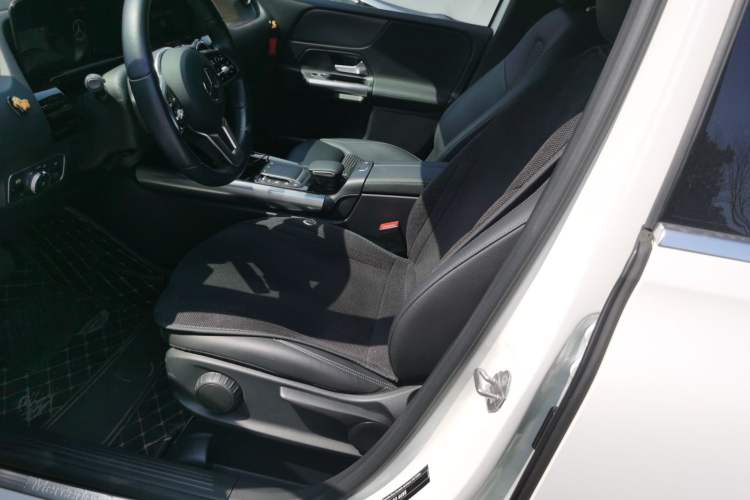 Used Mercedes-Benz B-Class 2021 B 200 Sport Edition Left Front Seat