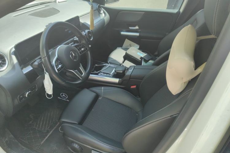 Used Mercedes-Benz B-Class 2021 B 180 Fashion Model Left Front Seat