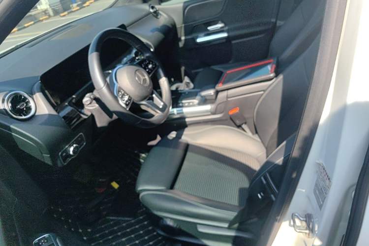 Used Mercedes-Benz B-Class 2021 B 180 Fashion Model Left Front Seat
