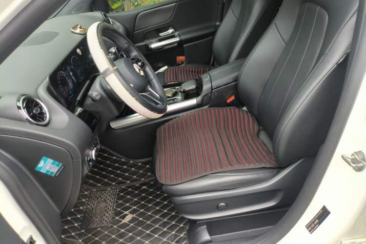 Used Mercedes-Benz B-Class 2021 B 200 Fashion Model Left Front Seat