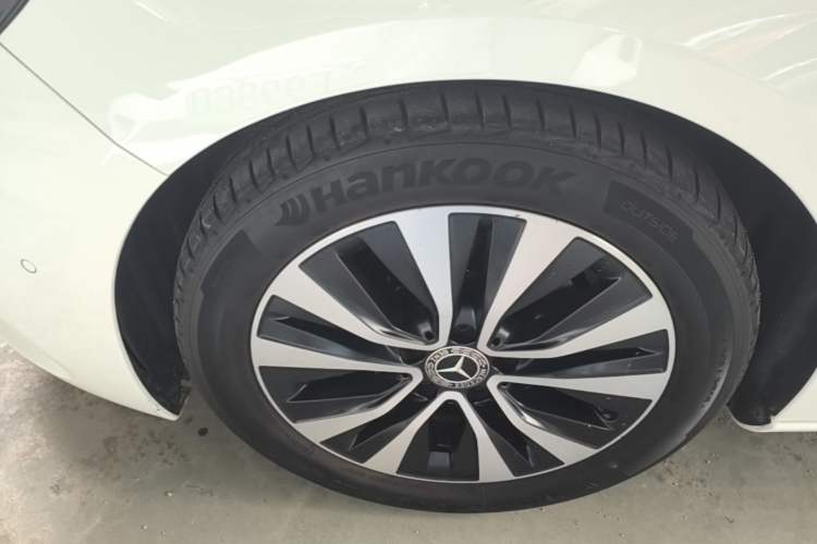 Used Mercedes-Benz B-Class 2021 B 200 Sport Edition Left Front Wheel Hub