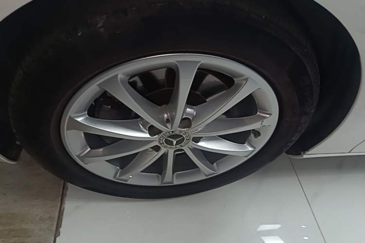 Used Mercedes-Benz B-Class 2021 B 200 Fashion Model Left Front Wheel Hub