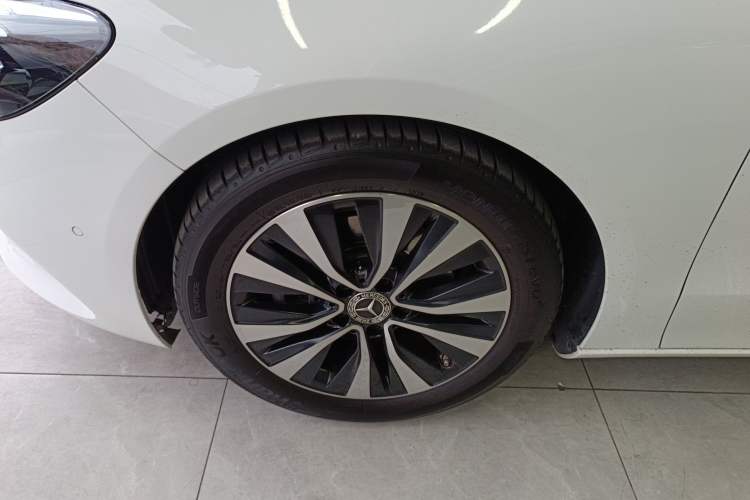 Used Mercedes-Benz B-Class 2021 B 200 Sport Edition Left Front Wheel Hub