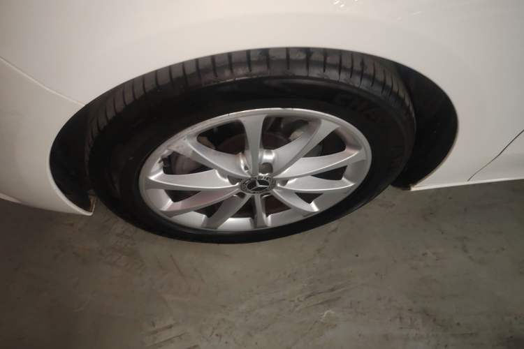 Used Mercedes-Benz B-Class 2021 B 200 Fashion Model Left Front Wheel Hub