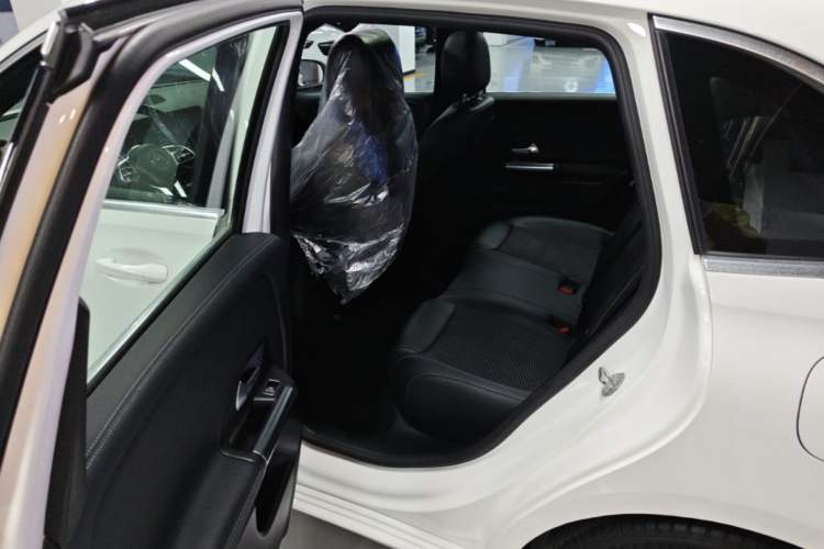 Used Mercedes-Benz B-Class 2021 B 200 Sport Edition Left Rear Seat