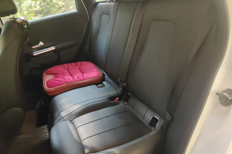 Used Mercedes-Benz B-Class 2021 B 200 Fashion Model Left Rear Seat