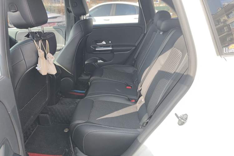 Used Mercedes-Benz B-Class 2021 B 180 Fashion Model Left Rear Seat