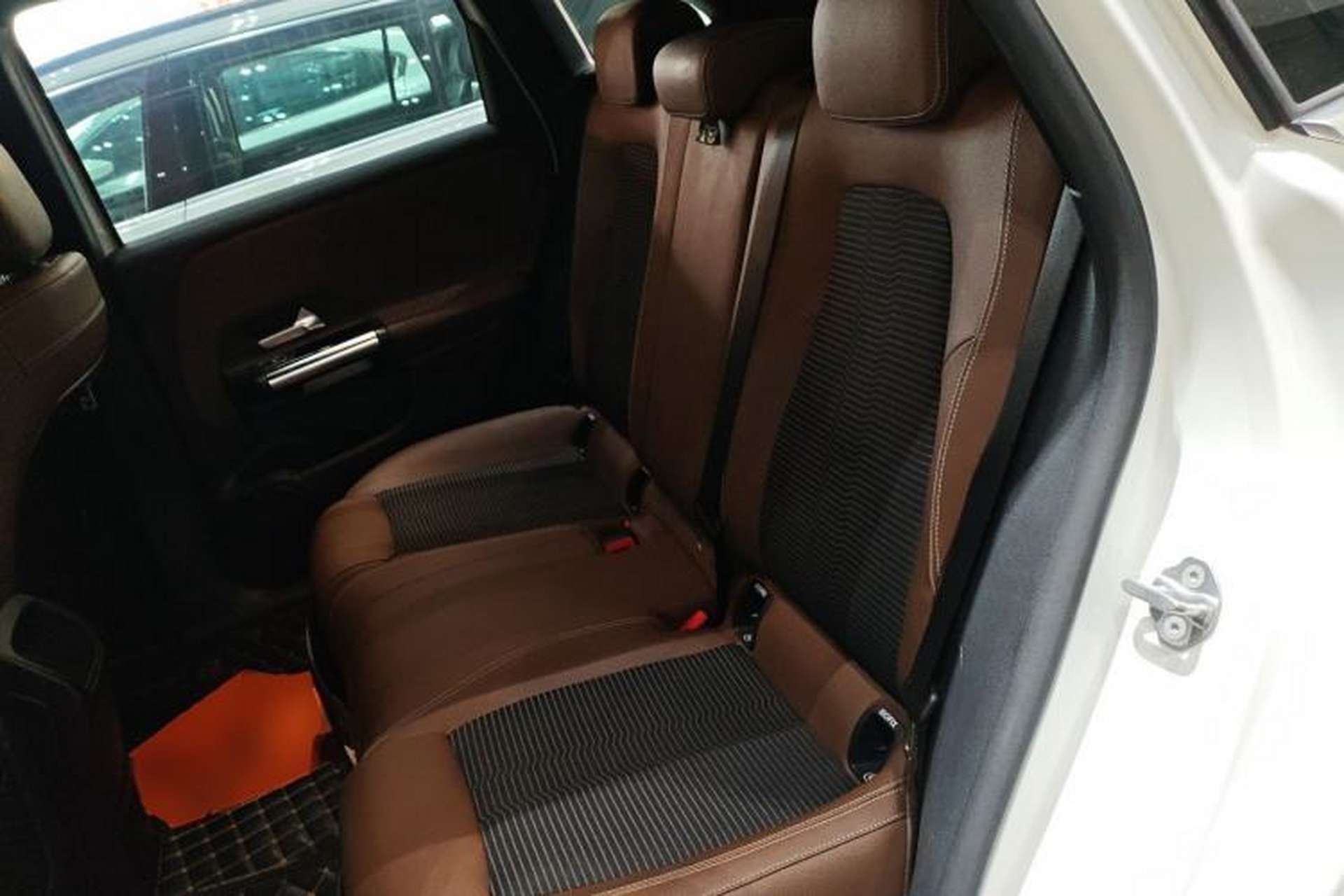 Used Mercedes-Benz B-Class 2021 B 180 Fashion Model Left Rear Seat