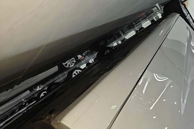 Used Mercedes-Benz B-Class 2021 B 200 Fashion Model Left Side Sill