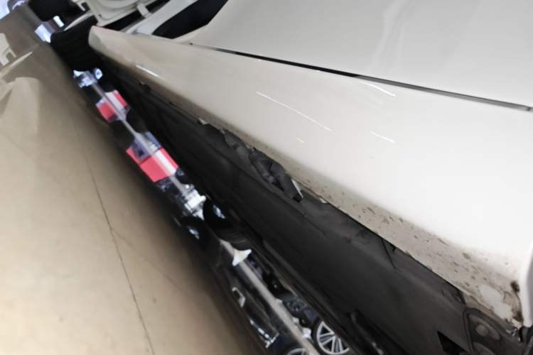 Used Mercedes-Benz B-Class 2021 B 200 Fashion Model Left Side Sill