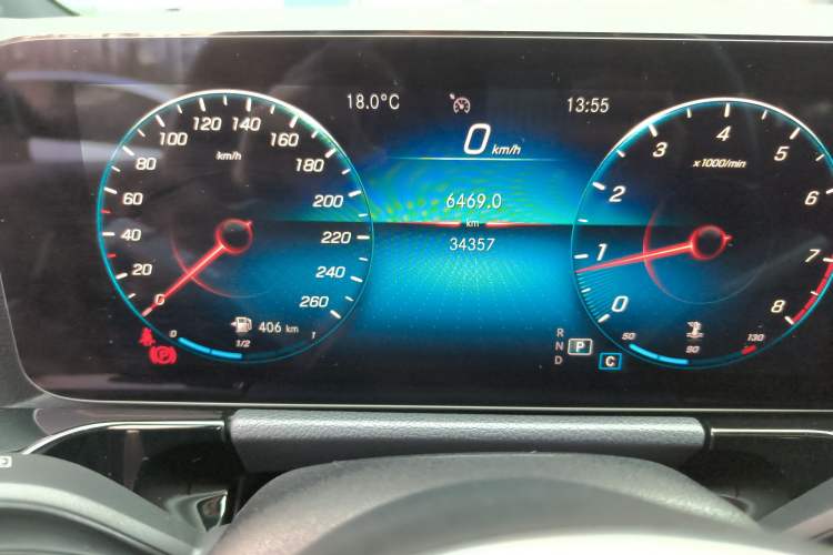 Used Mercedes-Benz B-Class 2021 B 200 Fashion Model Odometer Close Up