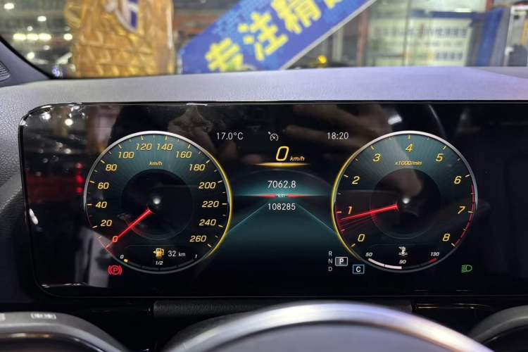 Used Mercedes-Benz B-Class 2021 B 200 Fashion Model Odometer Close Up