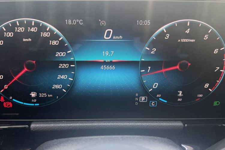 Used Mercedes-Benz B-Class 2021 B 200 Fashion Model Odometer Close Up