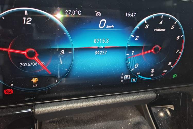 Used Mercedes-Benz B-Class 2021 B 180 Fashion Model Odometer Close Up