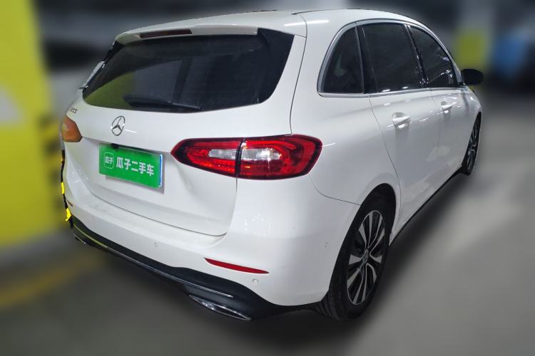 Used Mercedes-Benz B-Class 2021 B 180 Fashion Model Rear Right 45 Deg