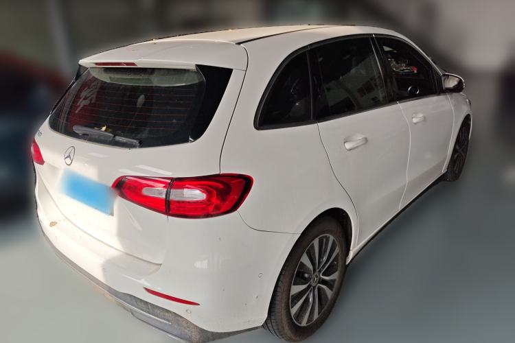 Used Mercedes-Benz B-Class 2021 B 180 Fashion Model Rear Right 45 Deg