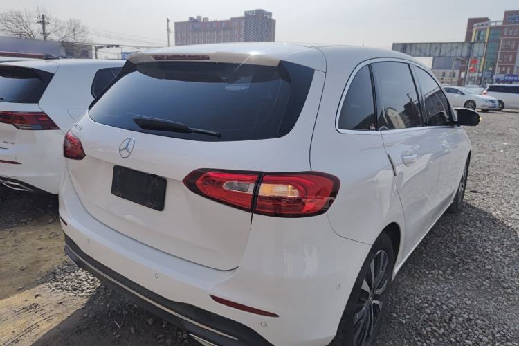Used Mercedes-Benz B-Class 2021 B 180 Fashion Model Rear Right 45 Deg