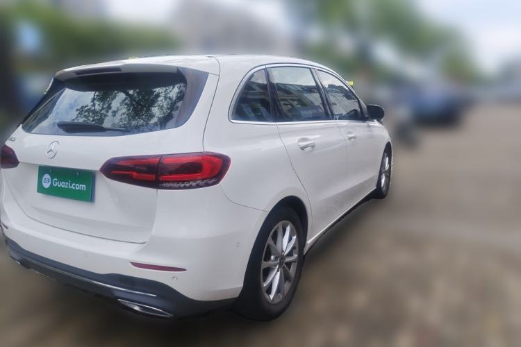 Used Mercedes-Benz B-Class 2021 B 200 Fashion Model Rear Right 45 Deg