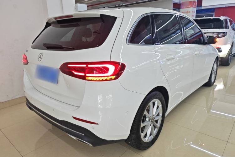 Used Mercedes-Benz B-Class 2021 B 200 Fashion Model Rear Right 45 Deg
