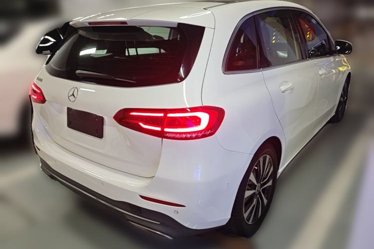 Used Mercedes-Benz B-Class 2021 B 200 Sport Edition Rear Right 45 Deg
