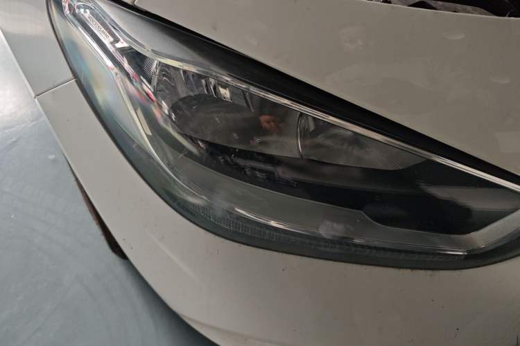 Used Mercedes-Benz B-Class 2021 B 180 Fashion Model Right Front Headlight
