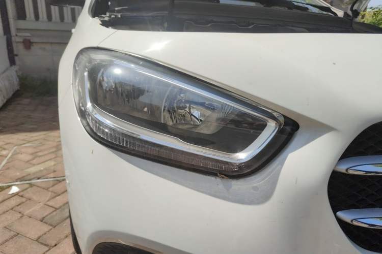 Used Mercedes-Benz B-Class 2021 B 180 Fashion Model Right Front Headlight