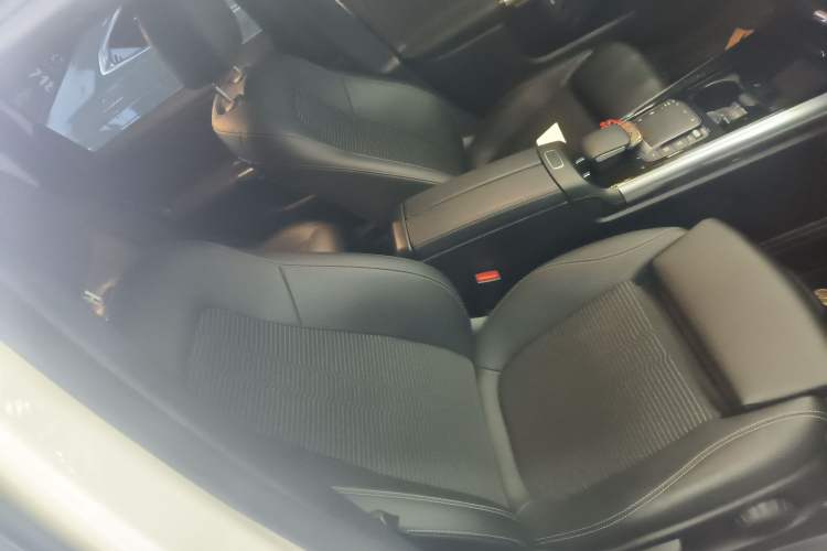 Used Mercedes-Benz B-Class 2021 B 200 Sport Edition Right Front Seat