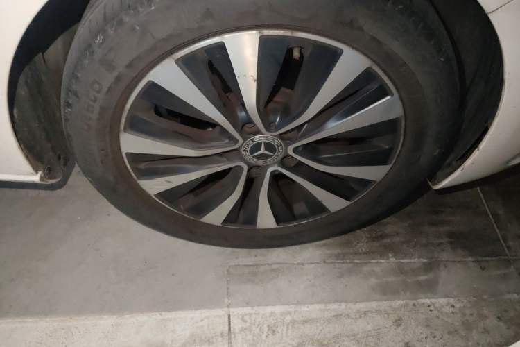 Used Mercedes-Benz B-Class 2021 B 180 Fashion Model Right Front Wheel Hub